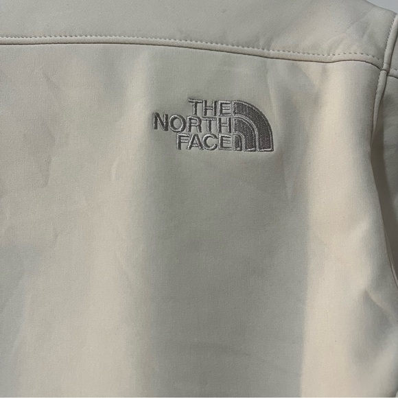 The North Face Softshell Ivory Womens Full Zip Jacket - Picture 7 of 10